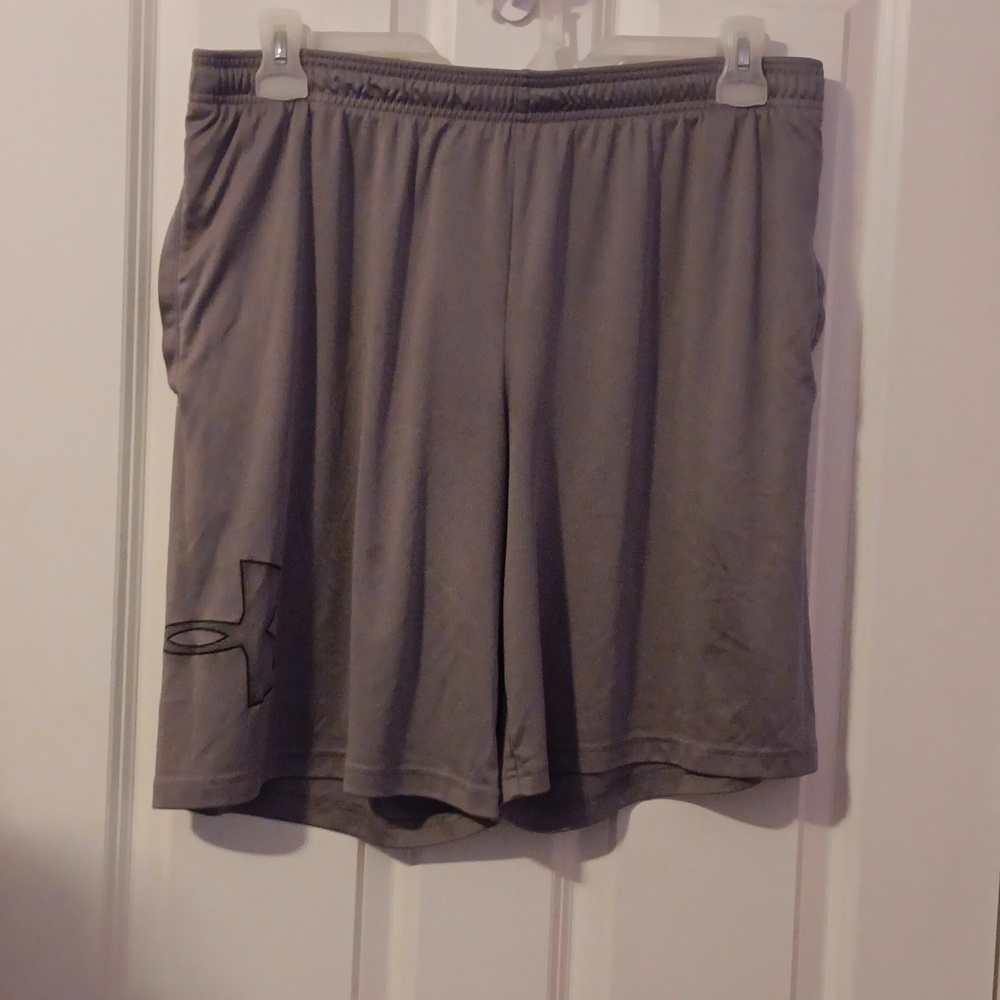 Under Armour basket ball shorts